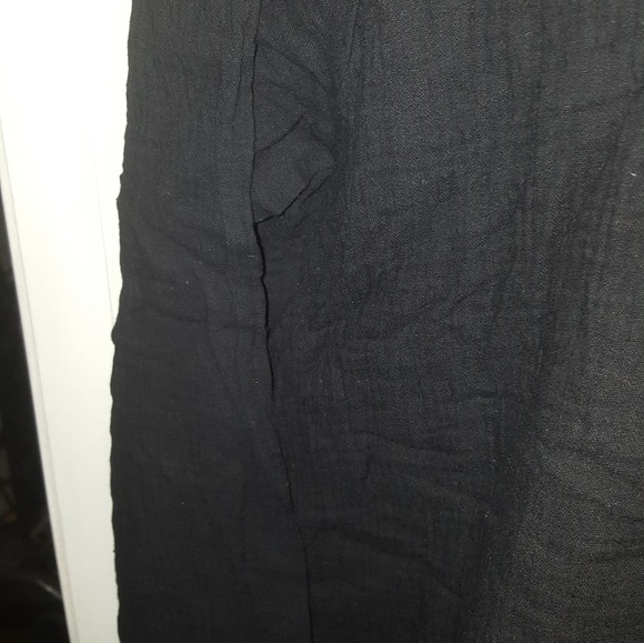 Long black gauze. Very boho. RUNS SMALL - Picture 6 of 8